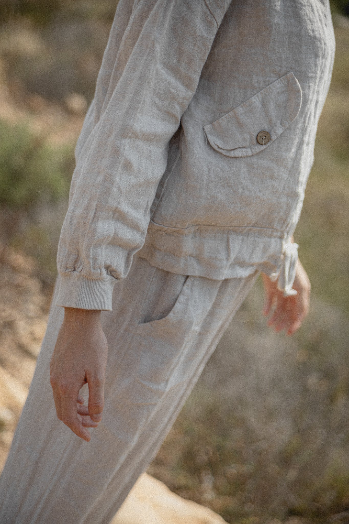 CHAQUETA BOMBER LINO BEIGE